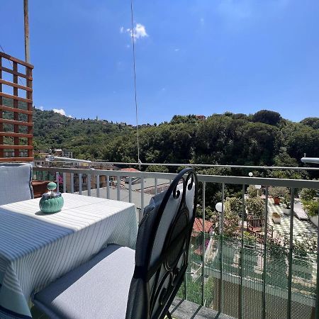 Val Di Sole 19-Iii Piano- Vista Mare- Vista Collina-Wifi 100Mg-Aria Condizionata In Tutte Le Stanze -L'Appartamento E' Stato Completamente Rinnovato Nel 2023 Rapallo Luaran gambar