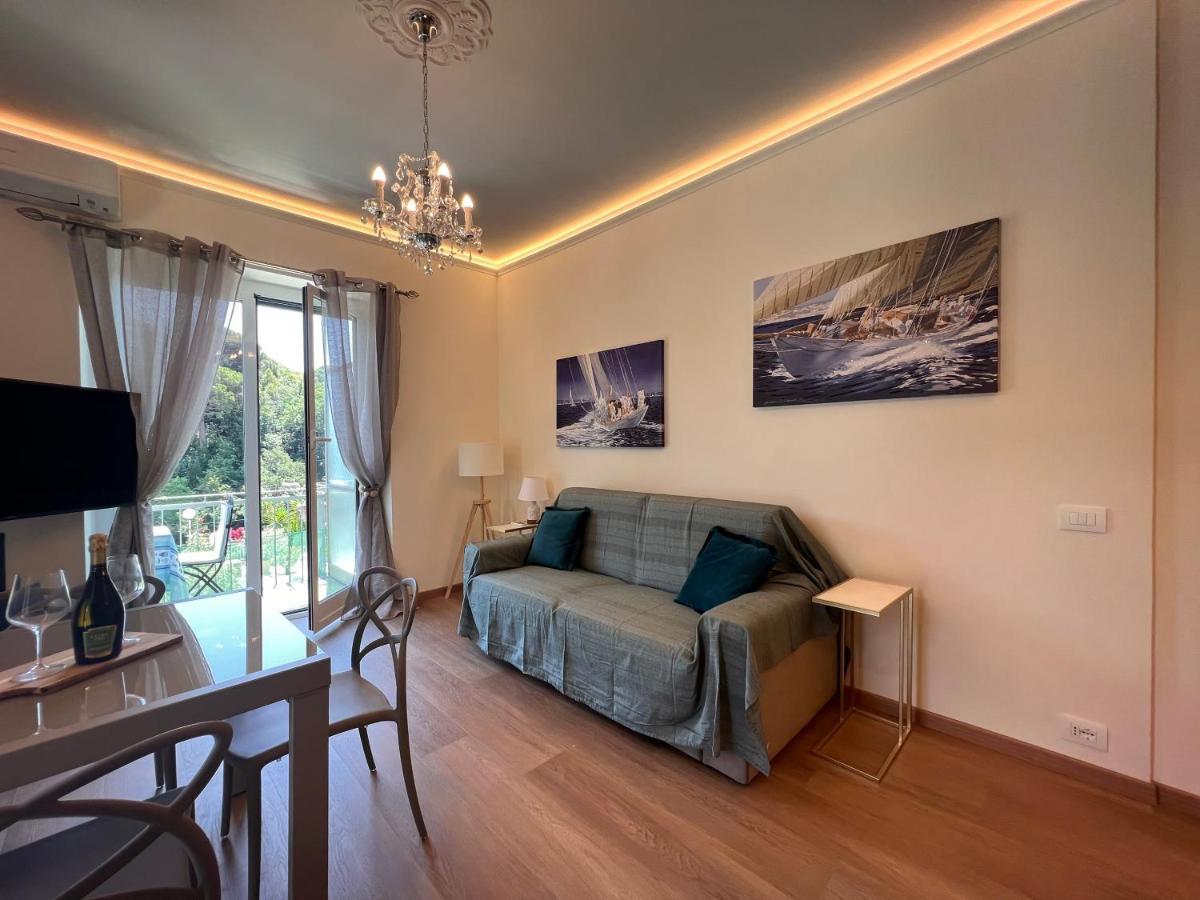 Val Di Sole 19-Iii Piano- Vista Mare- Vista Collina-Wifi 100Mg-Aria Condizionata In Tutte Le Stanze -L'Appartamento E' Stato Completamente Rinnovato Nel 2023 Rapallo Luaran gambar